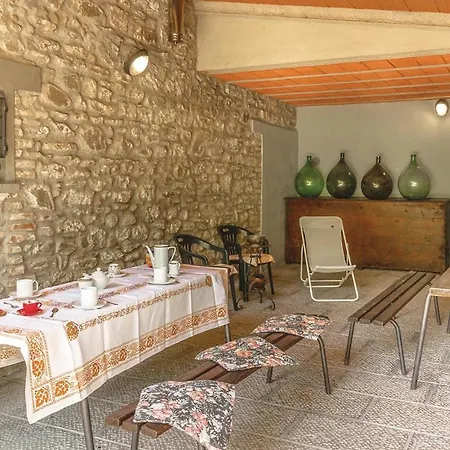Pet Friendly In Partina Ar With Kitchenette Holiday home *
