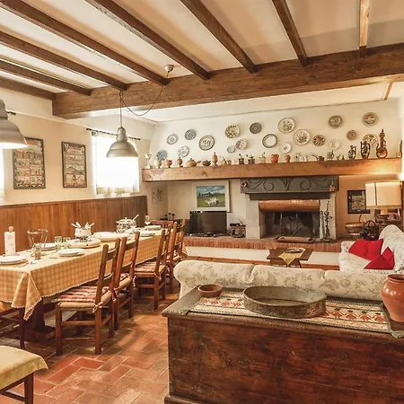 4 Bedroom Stunning In Partina Ar Prázdninový dům