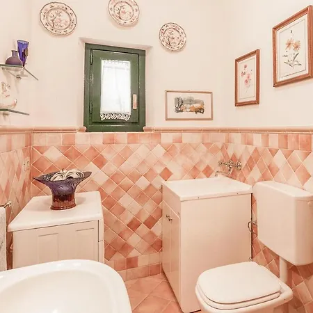 4 Bedroom Stunning In Partina Ar Prázdninový dům
