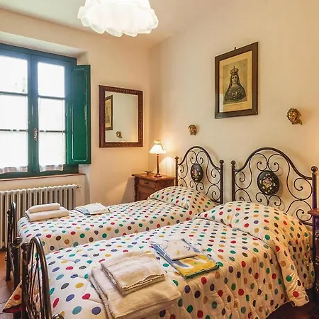 4 Bedroom Stunning In Partina Ar Soci